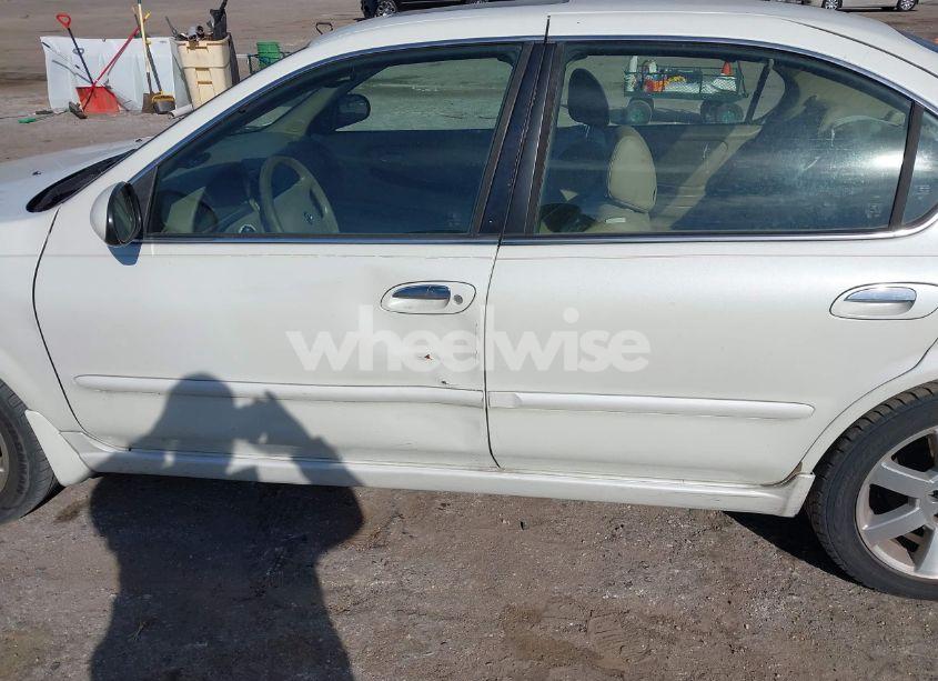 Photo 12 of 2003 Nissan Maxima GLE (VIN JN1DA31A43T424018)