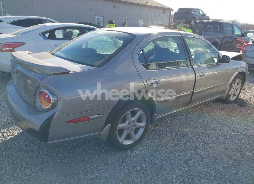Photo 4 of 2002 Nissan Maxima SE (VIN JN1DA31A62T322007)