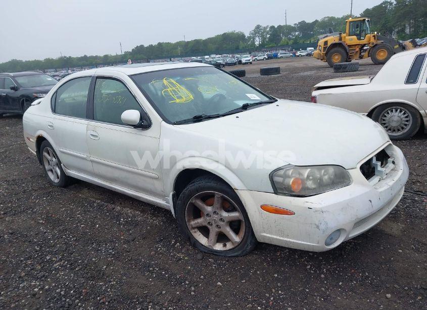 2002 Nissan Maxima SE (VIN JN1DA31A62T322279) main photo