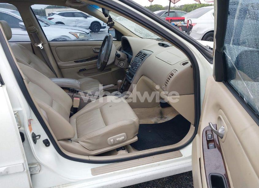 Photo 5 of 2003 Nissan Maxima GLE (VIN JN1DA31A93T424774)
