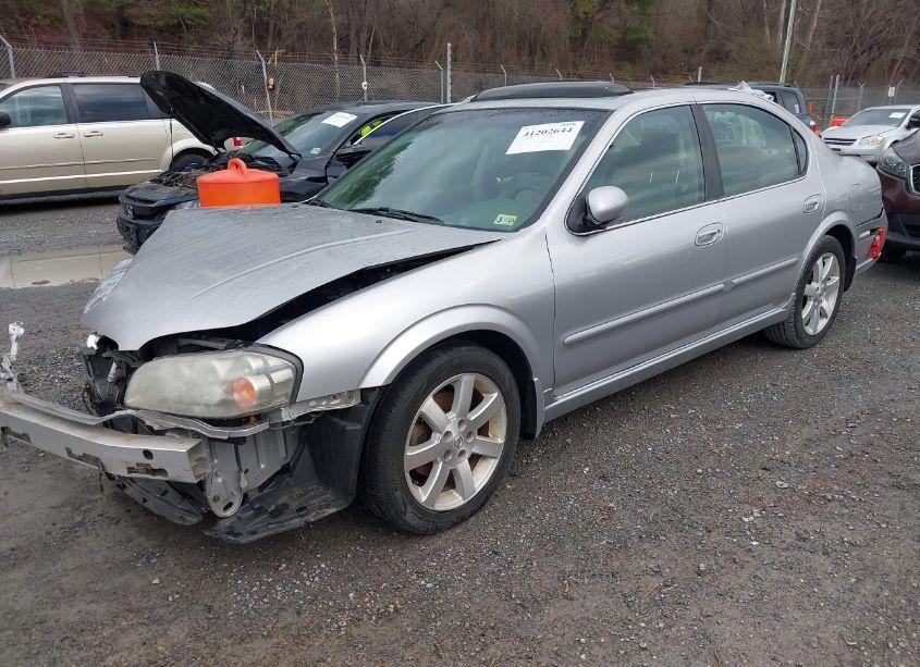 Photo 2 of 2003 Nissan Maxima GLE (VIN JN1DA31A93T438481)