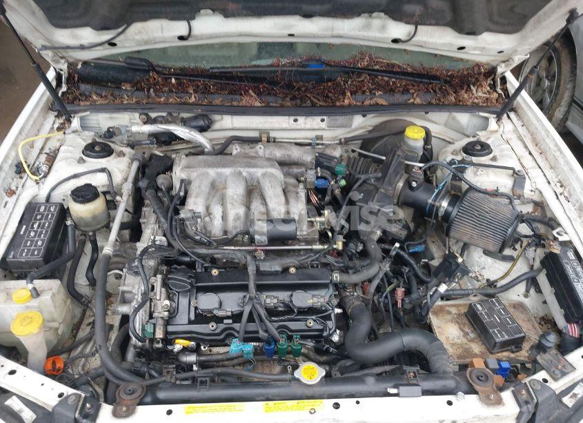 Photo 10 of 2002 Nissan Maxima GLE (VIN JN1DA31AX2T322530)