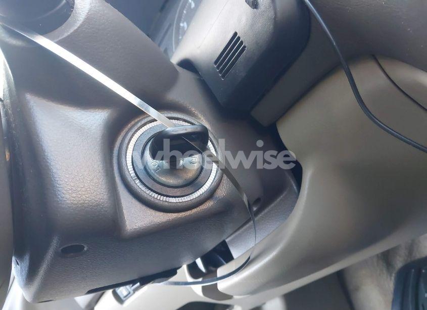 Photo 11 of 2002 Nissan Maxima GLE (VIN JN1DA31AX2T322530)