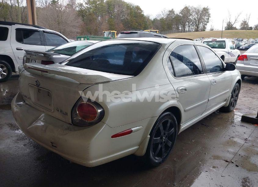 Photo 4 of 2002 Nissan Maxima GLE (VIN JN1DA31AX2T322530)