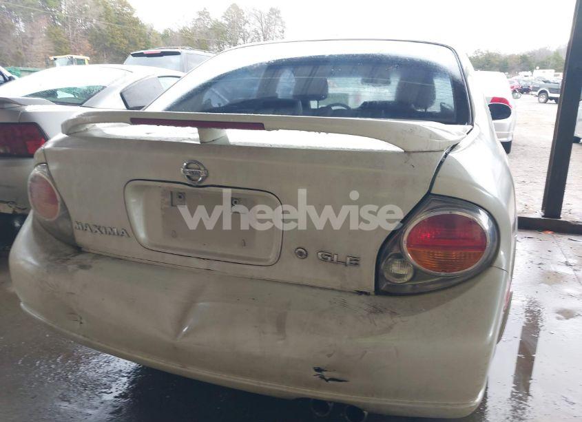 Photo 6 of 2002 Nissan Maxima GLE (VIN JN1DA31AX2T322530)