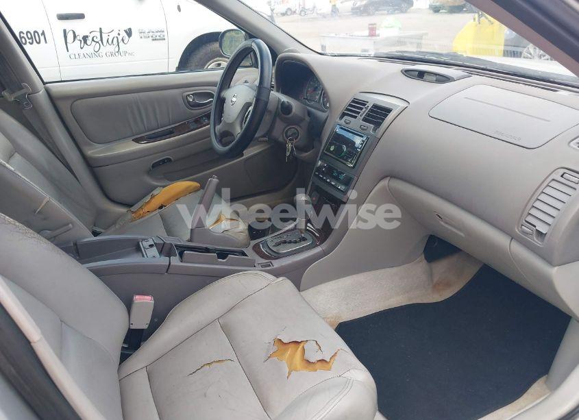 Photo 5 of 2003 Nissan Maxima GLE (VIN JN1DA31AX3T424167)