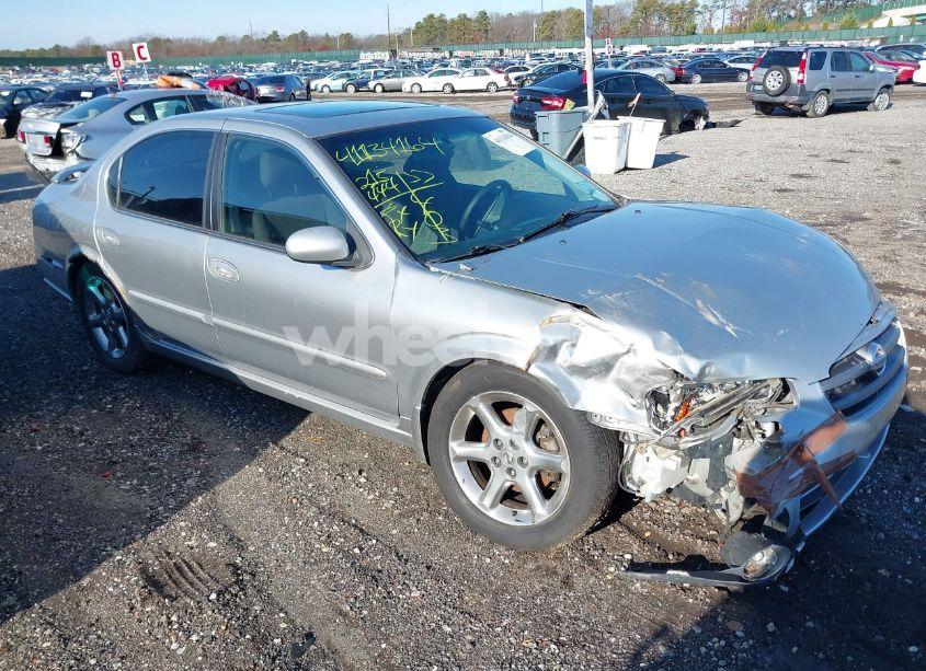 2003 Nissan Maxima SE (VIN JN1DA31AX3T427683) main photo