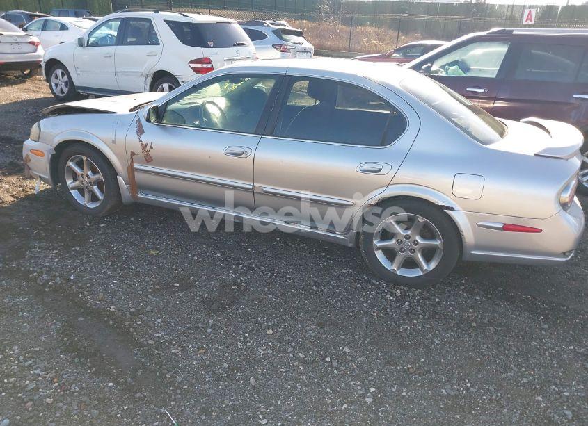 Photo 3 of 2003 Nissan Maxima SE (VIN JN1DA31AX3T427683)