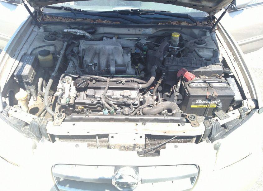 Photo 10 of 2002 Nissan Maxima SE (VIN JN1DA31D02T200494)