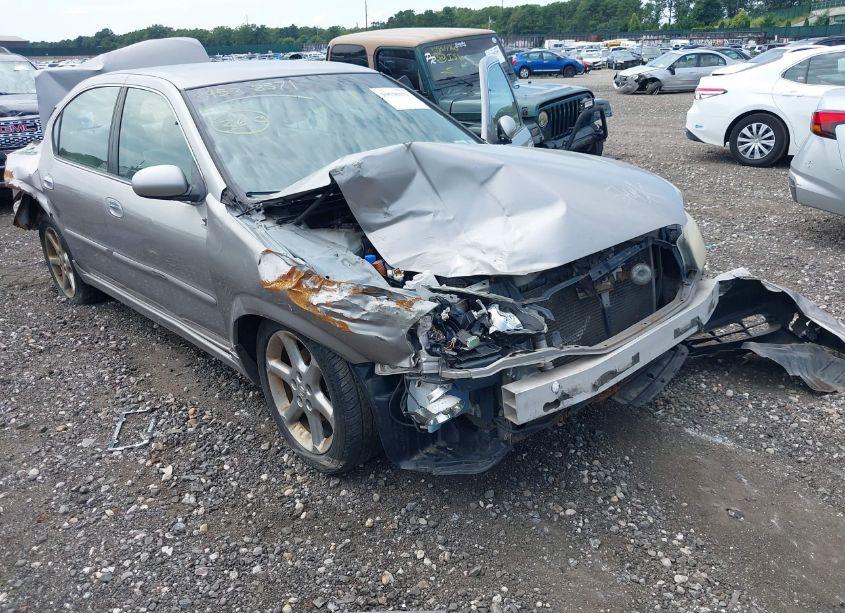 Photo 11 of 2002 Nissan Maxima GXE (VIN JN1DA31D12T202867)