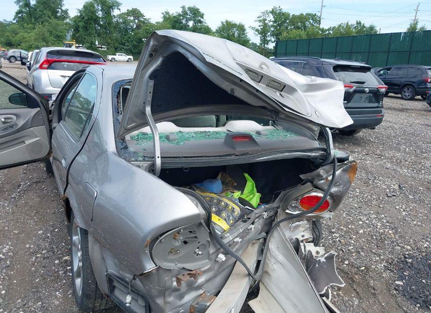 Photo 13 of 2002 Nissan Maxima GXE (VIN JN1DA31D12T202867)