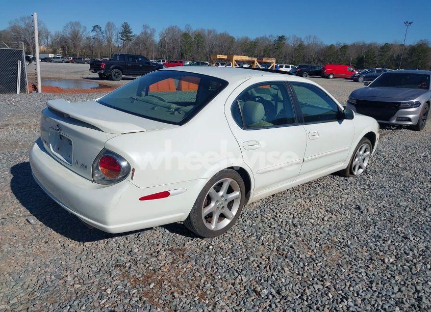 Photo 4 of 2002 Nissan Maxima SE (VIN JN1DA31D12T415835)