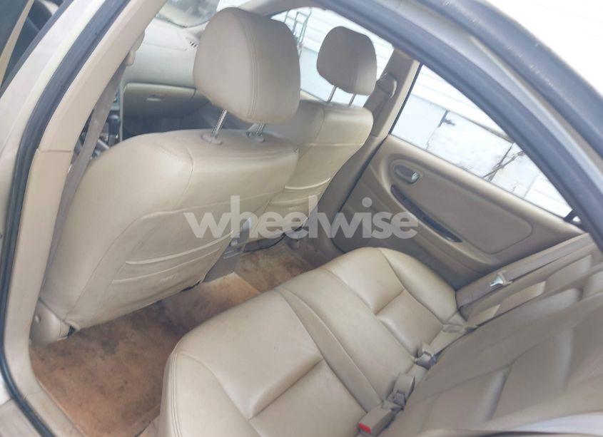 Photo 8 of 2003 Nissan Maxima SE (VIN JN1DA31D33T510169)