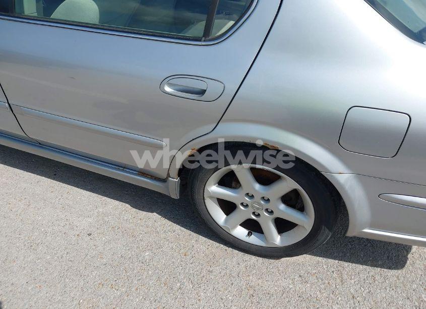 Photo 14 of 2003 Nissan Maxima SE (VIN JN1DA31D33T513282)