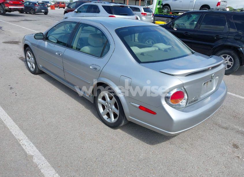 Photo 3 of 2003 Nissan Maxima SE (VIN JN1DA31D33T513282)