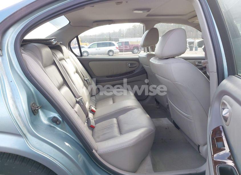 Photo 8 of 2002 Nissan Maxima GLE (VIN JN1DA31D52T408239)