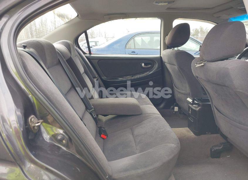 Photo 8 of 2002 Nissan Maxima SE (VIN JN1DA31D52T432315)