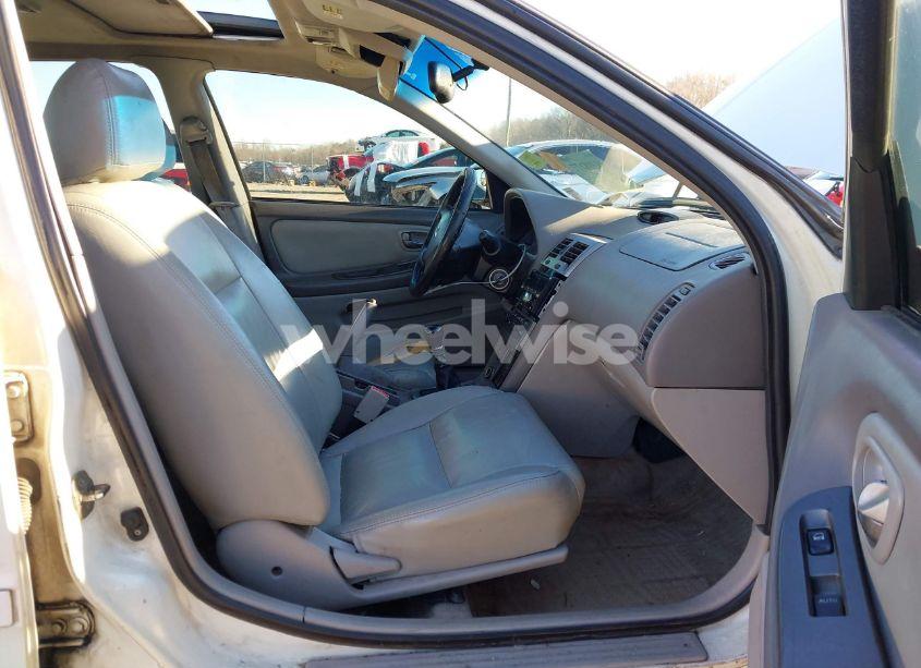 Photo 5 of 2002 Nissan Maxima SE (VIN JN1DA31D62T417659)