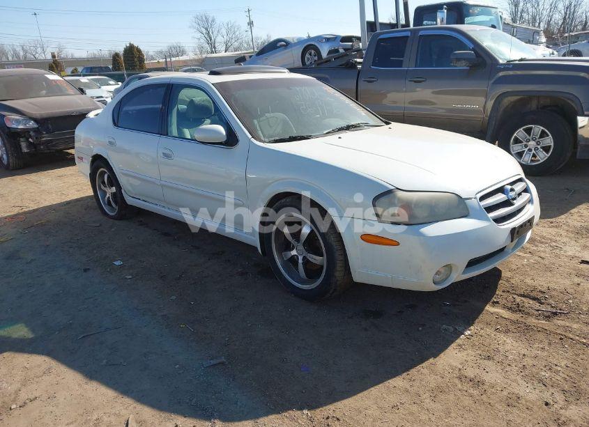 2002 Nissan Maxima SE (VIN JN1DA31D82T426492) main photo