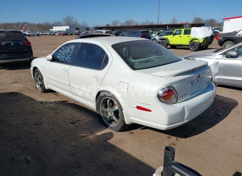 Photo 3 of 2002 Nissan Maxima SE (VIN JN1DA31D82T426492)