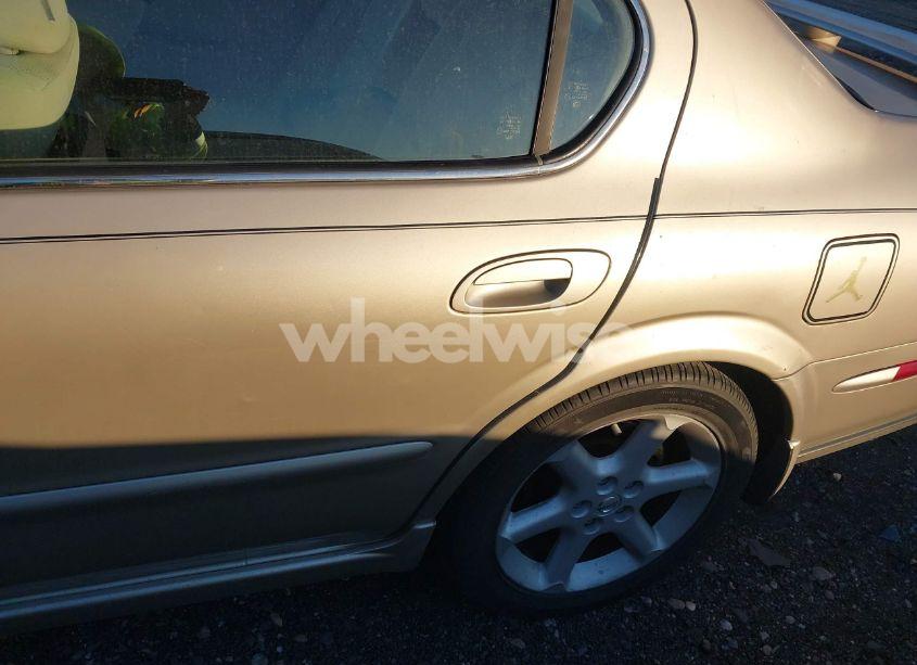 Photo 6 of 2003 Nissan Maxima SE (VIN JN1DA31D83T502519)