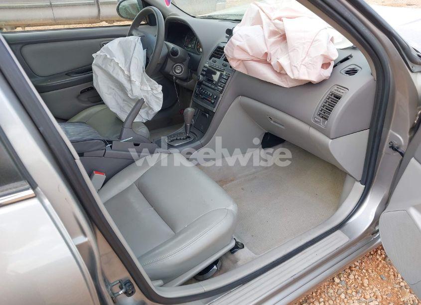 Photo 5 of 2002 Nissan Maxima GXE (VIN JN1DA31D92T408423)