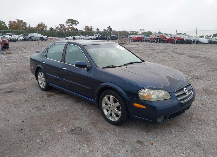 2002 Nissan Maxima GLE (VIN JN1DA31D92T432964) main photo