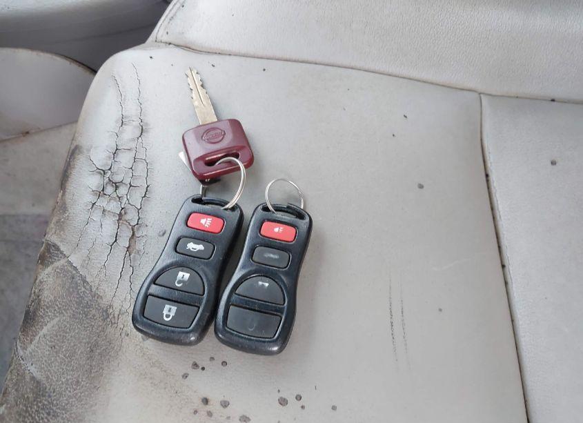 Photo 11 of 2002 Nissan Maxima GLE (VIN JN1DA31D92T432964)