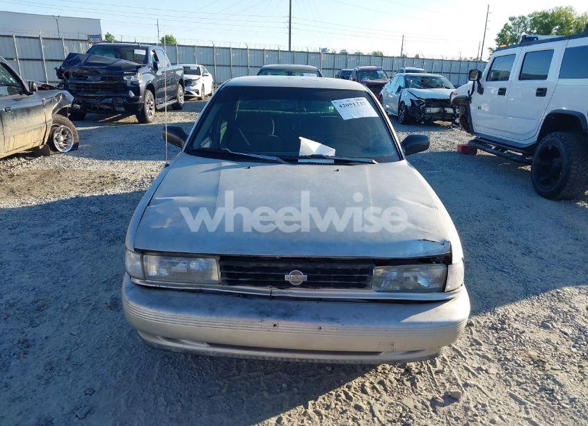Photo 12 of 1993 Nissan Sentra E/XE (VIN JN1EB31P3PU217402)