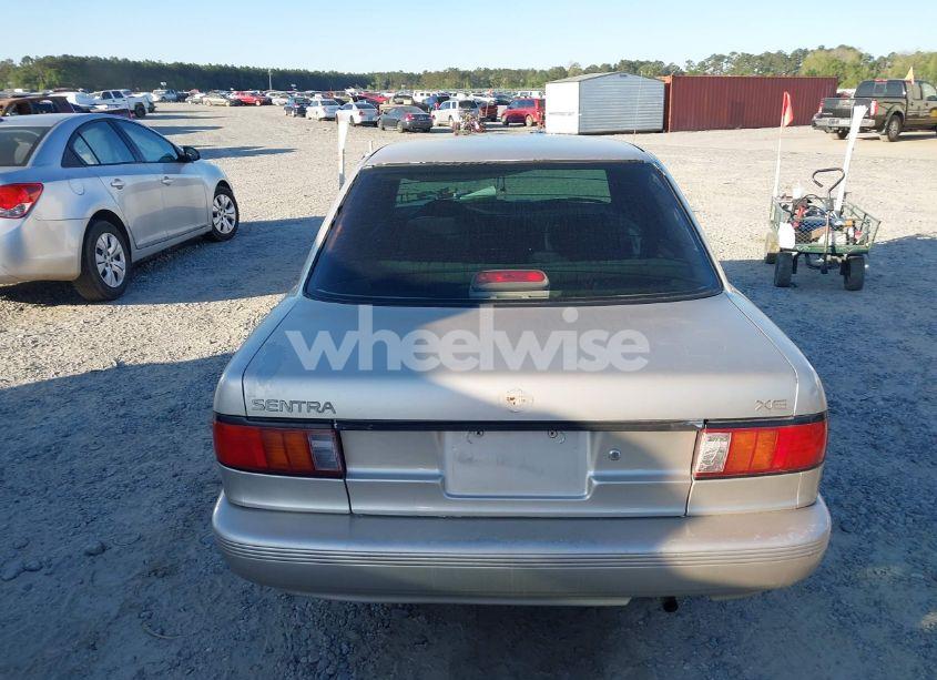 Photo 16 of 1993 Nissan Sentra E/XE (VIN JN1EB31P3PU217402)