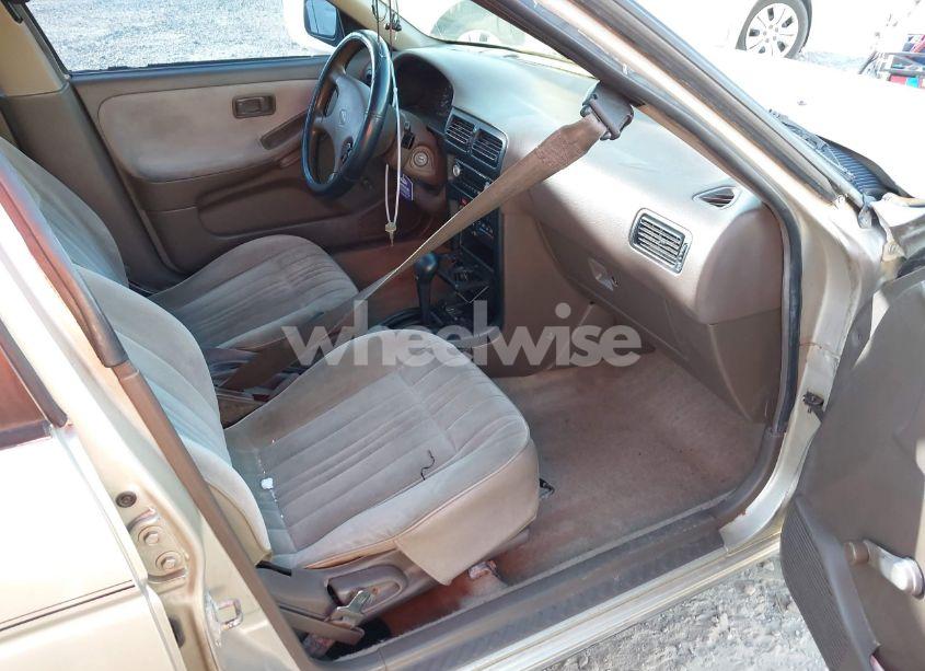 Photo 5 of 1993 Nissan Sentra E/XE (VIN JN1EB31P3PU217402)