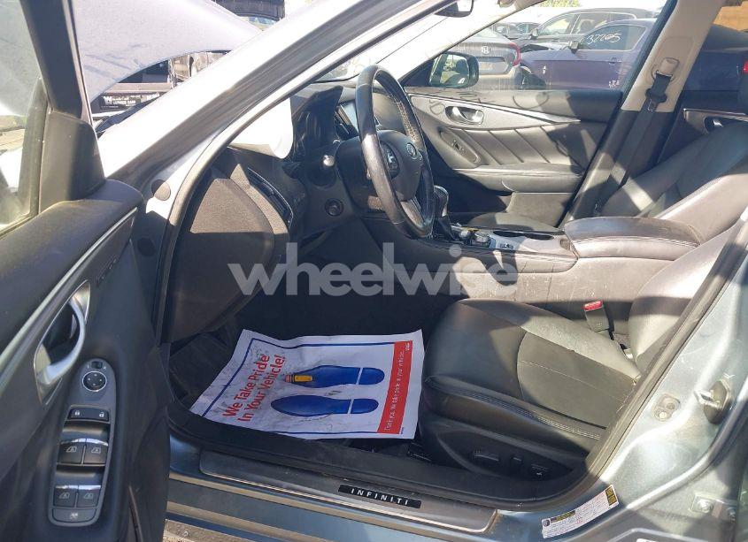 Photo 5 of 2016 Infiniti Q50 3.0T PREMIUM (VIN JN1EV7AP0GM300851)