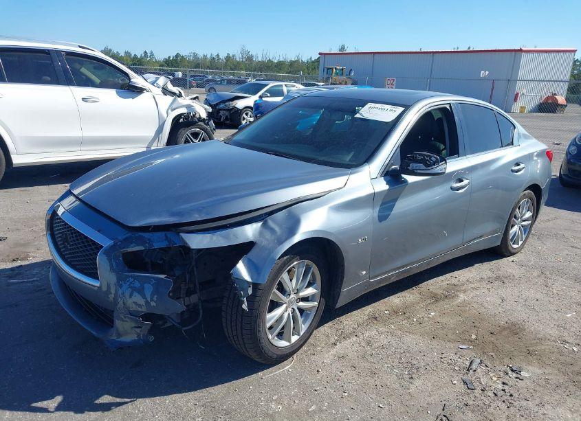 Photo 2 of 2016 Infiniti Q50 3.0T PREMIUM (VIN JN1EV7AP0GM300882)
