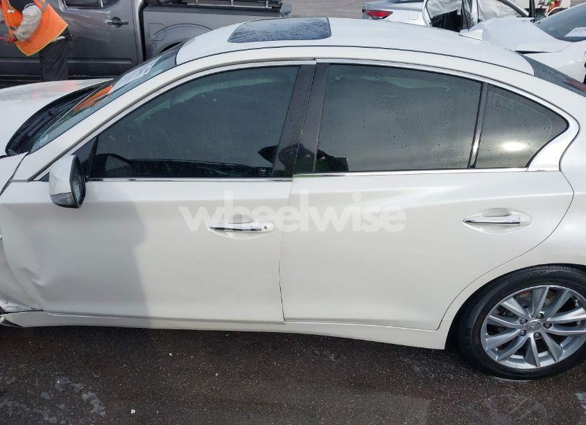 Photo 14 of 2016 Infiniti Q50 3.0T PREMIUM (VIN JN1EV7AP0GM302163)