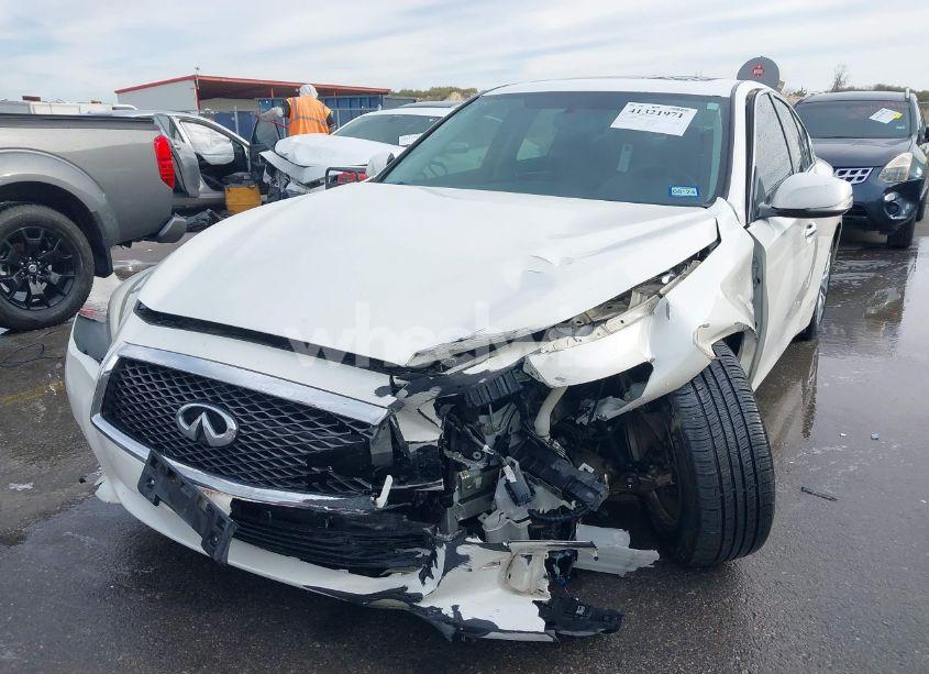 Photo 6 of 2016 Infiniti Q50 3.0T PREMIUM (VIN JN1EV7AP0GM302163)