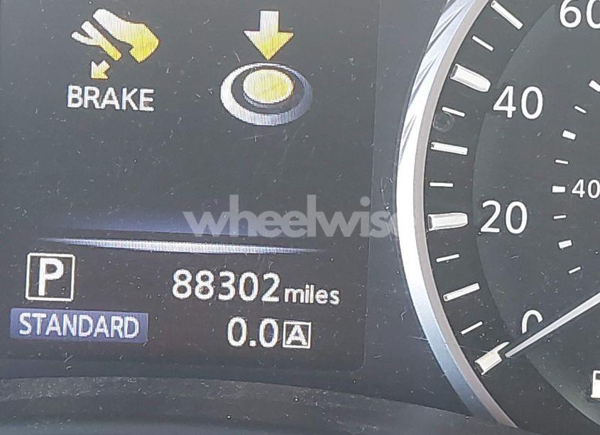 Photo 16 of 2018 Infiniti Q50 3.0T LUXE (VIN JN1EV7AP0JM357543)