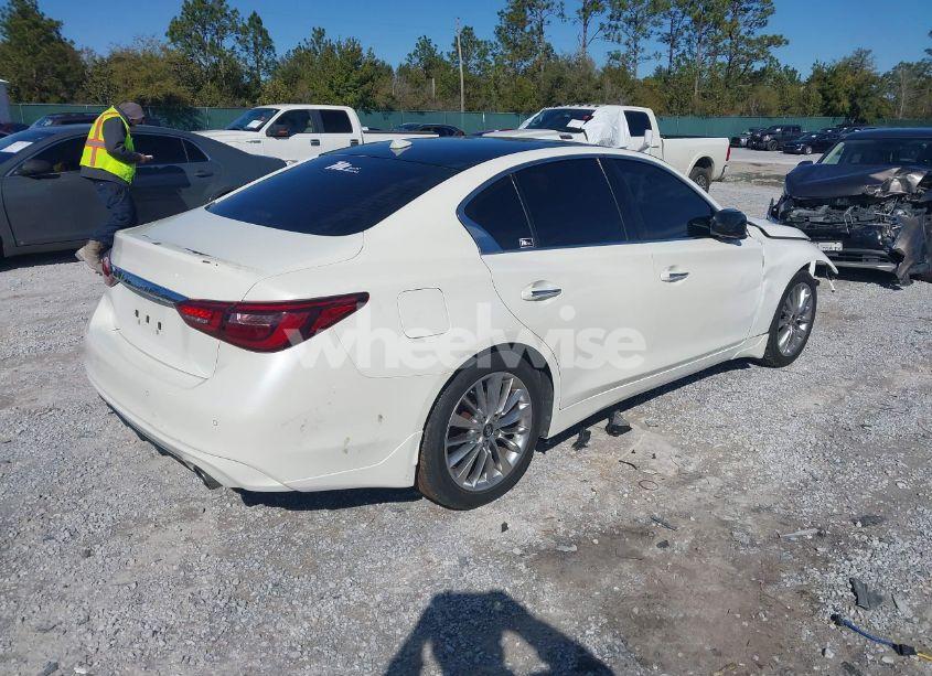 Photo 4 of 2018 Infiniti Q50 3.0T LUXE (VIN JN1EV7AP0JM357543)