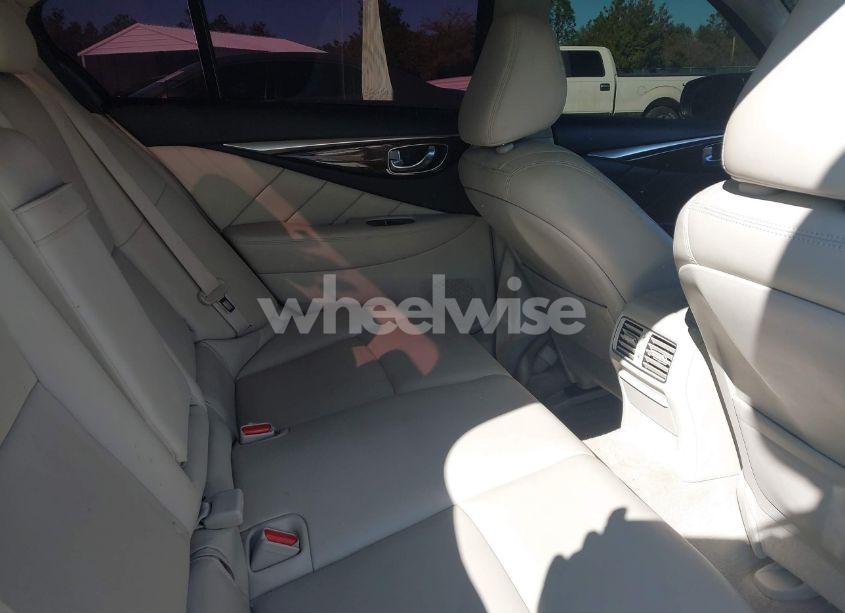 Photo 8 of 2018 Infiniti Q50 3.0T LUXE (VIN JN1EV7AP0JM357543)