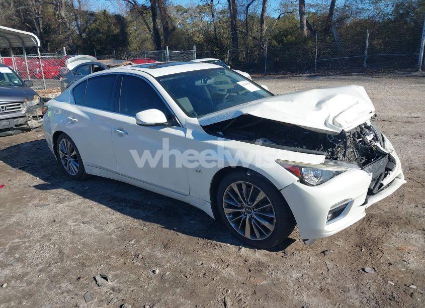 2018 Infiniti Q50 3.0T LUXE (VIN JN1EV7AP0JM360281) main photo