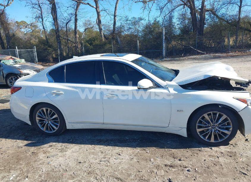 Photo 13 of 2018 Infiniti Q50 3.0T LUXE (VIN JN1EV7AP0JM360281)