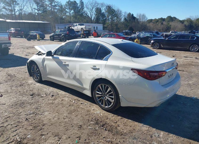 Photo 3 of 2018 Infiniti Q50 3.0T LUXE (VIN JN1EV7AP0JM360281)