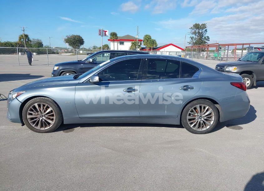 Photo 14 of 2018 Infiniti Q50 3.0T LUXE (VIN JN1EV7AP0JM363892)