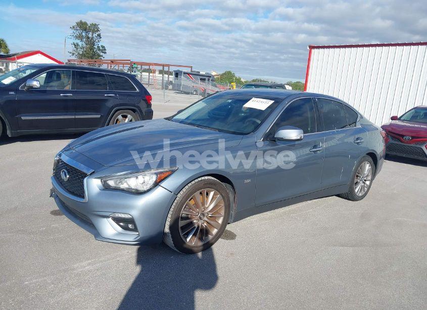 Photo 2 of 2018 Infiniti Q50 3.0T LUXE (VIN JN1EV7AP0JM363892)