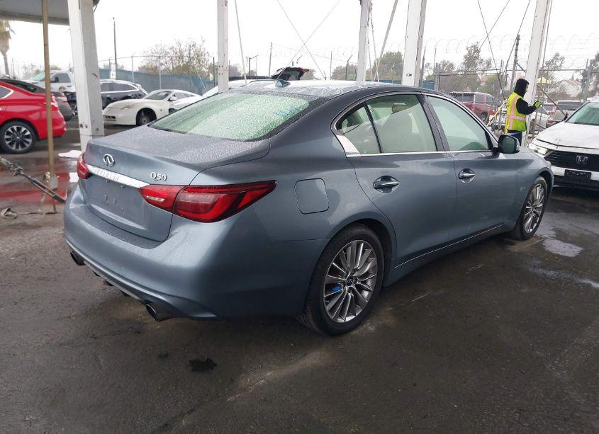 Photo 4 of 2018 Infiniti Q50 3.0T LUXE (VIN JN1EV7AP0JM366713)