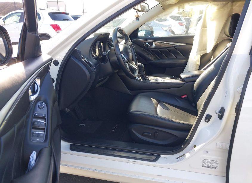 Photo 5 of 2021 Infiniti Q50 PURE (VIN JN1EV7AP0MM701599)