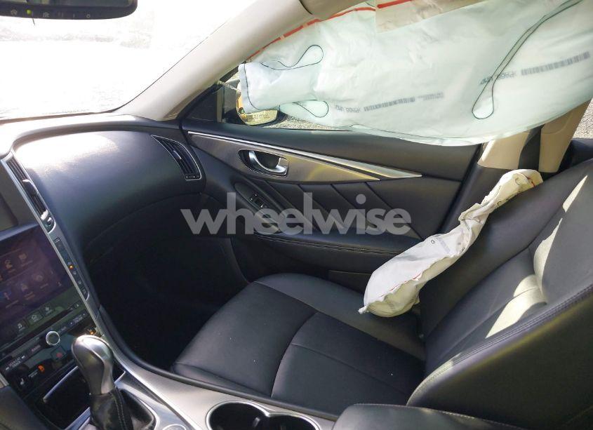 Photo 5 of 2016 Infiniti Q50 3.0T PREMIUM (VIN JN1EV7AP1GM305587)