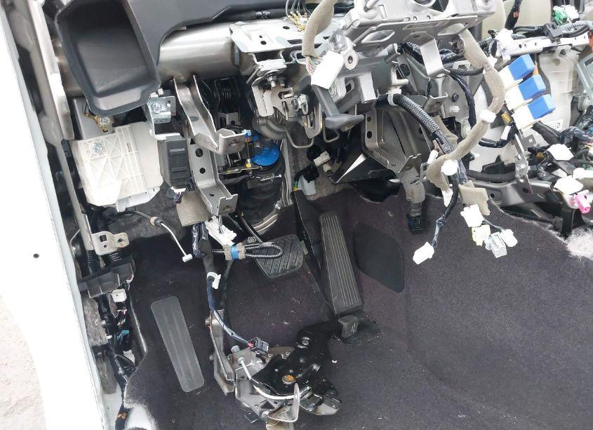 Photo 18 of 2018 Infiniti Q50 3.0T LUXE (VIN JN1EV7AP1JM365411)