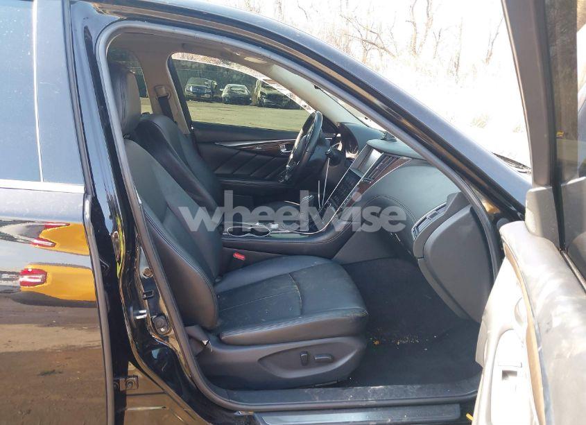 Photo 5 of 2018 Infiniti Q50 3.0T LUXE (VIN JN1EV7AP1JM590282)