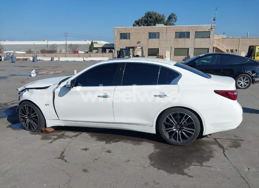 Photo 15 of 2018 Infiniti Q50 3.0T LUXE (VIN JN1EV7AP1JM592078)