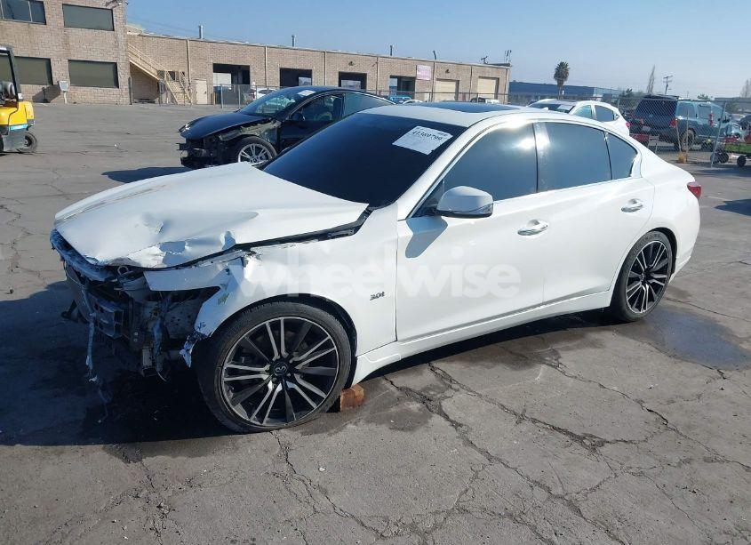 Photo 2 of 2018 Infiniti Q50 3.0T LUXE (VIN JN1EV7AP1JM592078)